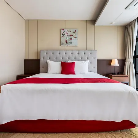 Ramada By Wyndham Jeju Hamdeok Hotel Exterior photo