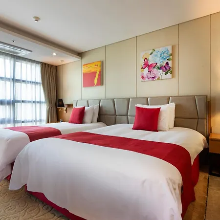 Ramada By Wyndham Jeju Hamdeok Hotel Exterior photo