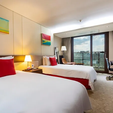 Ramada By Wyndham Jeju Hamdeok Hotel Exterior photo