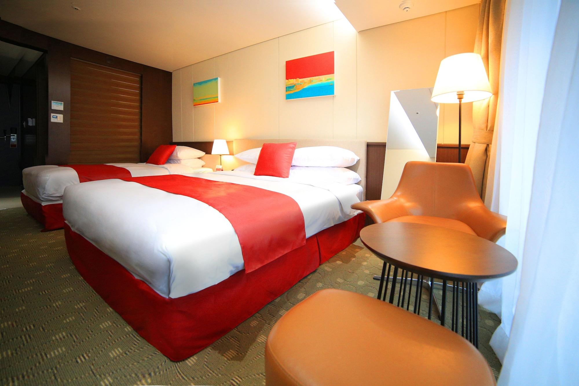 Ramada By Wyndham Hamdeok Jeju