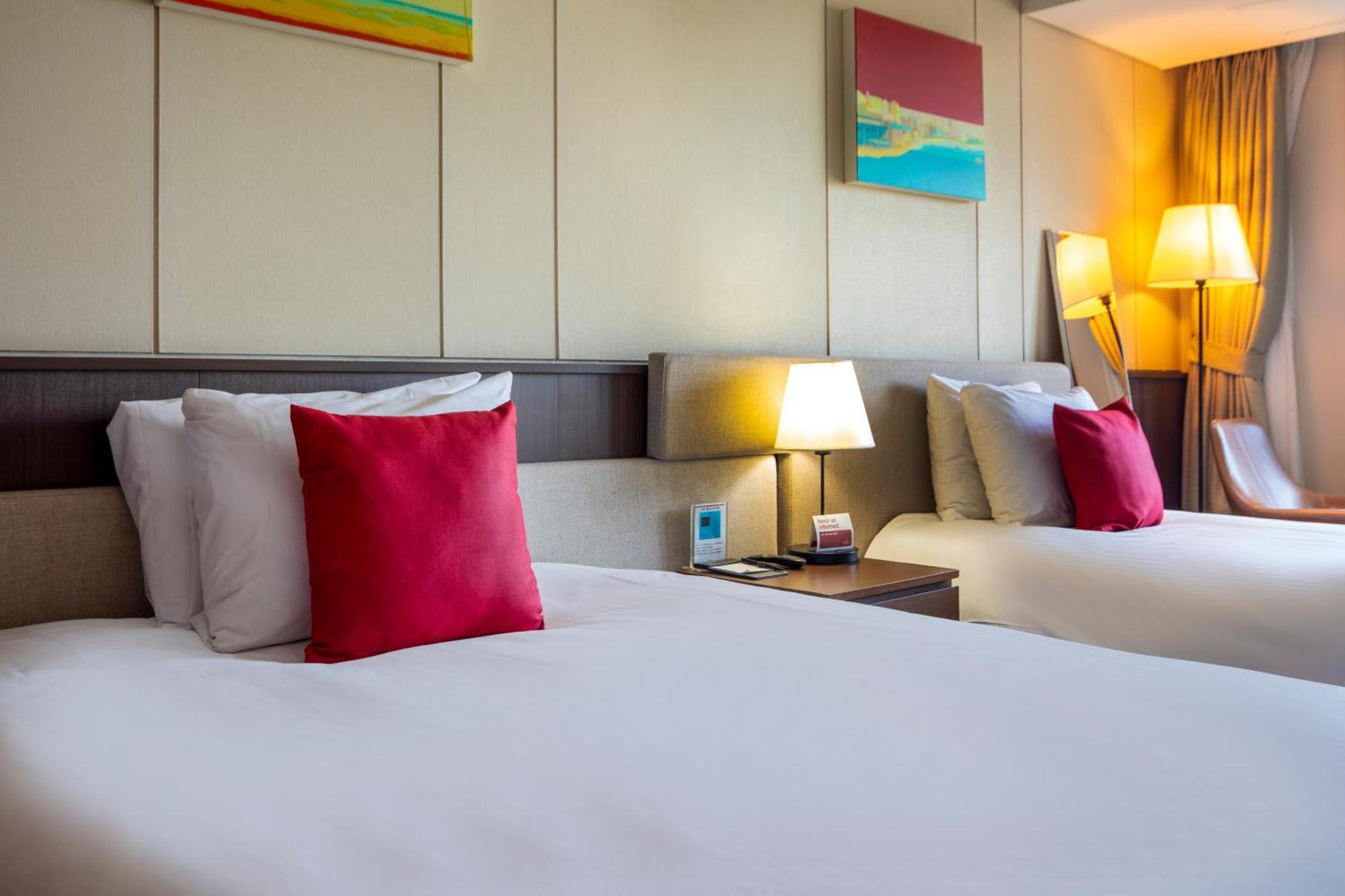 Ramada By Wyndham Hamdeok Hotel 4*