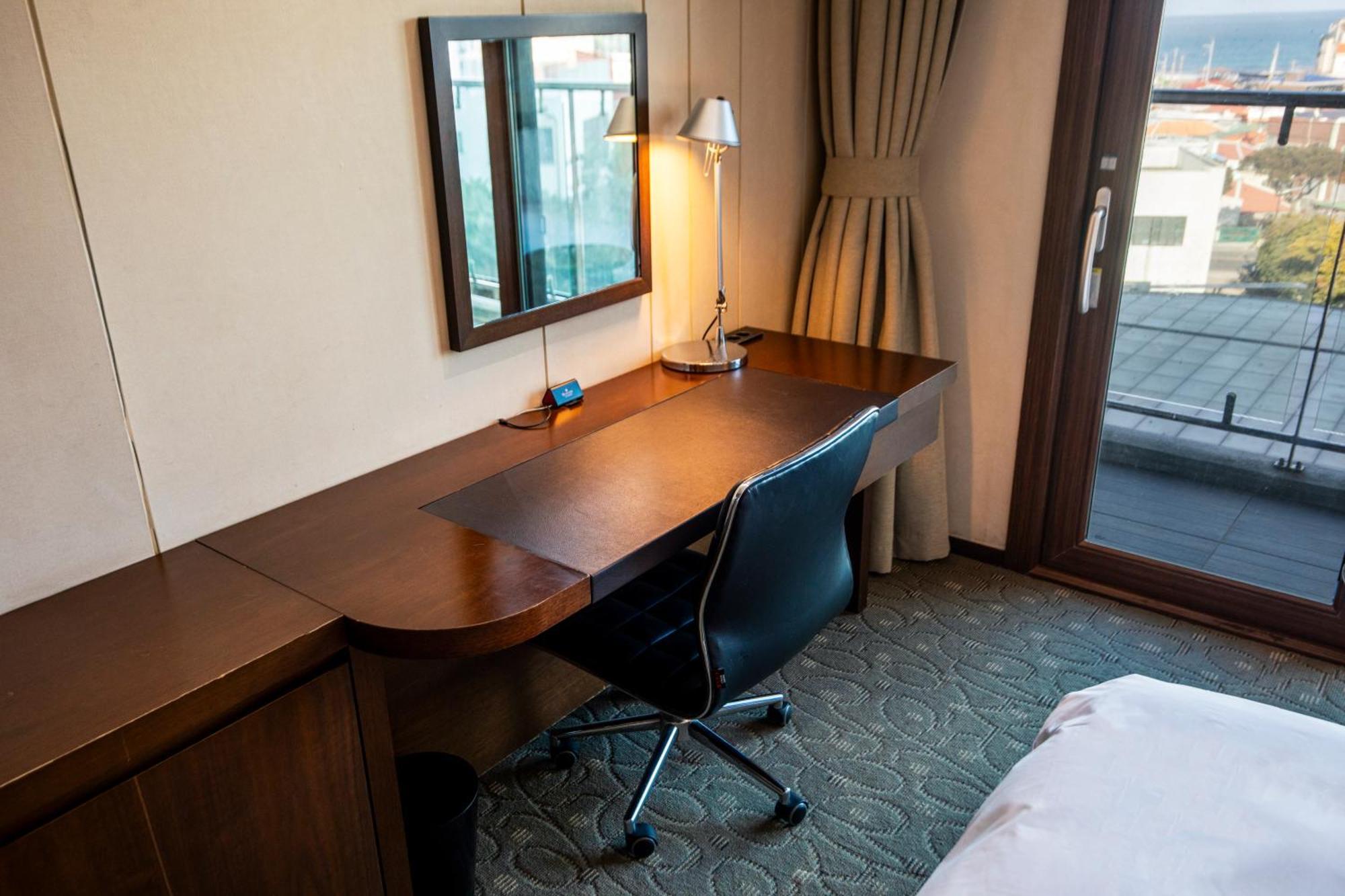 Hotel Ramada By Wyndham Hamdeok Jeju