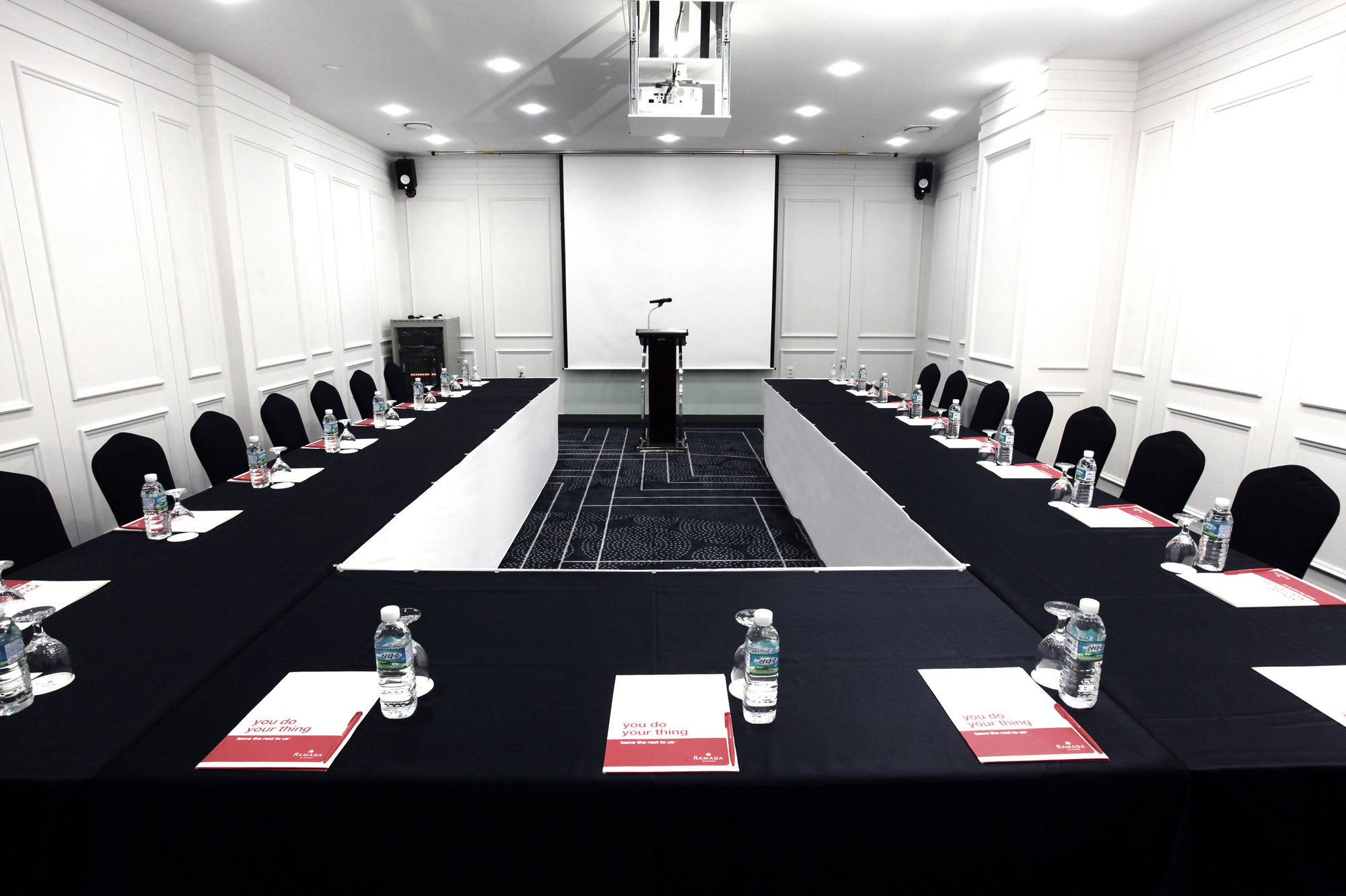 Ramada By Wyndham Hamdeok Hotel 4*